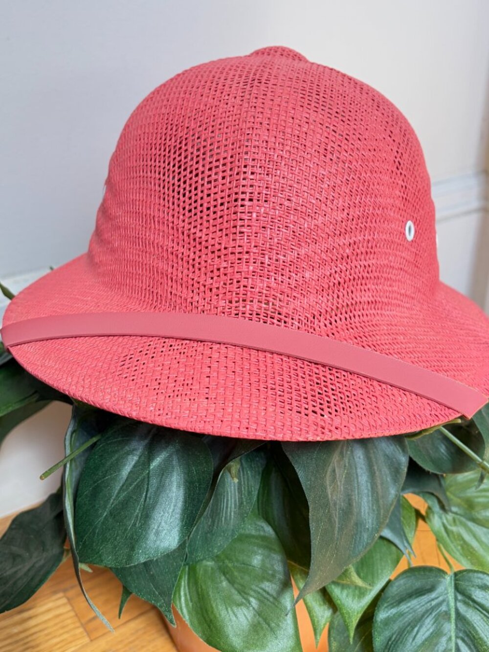 Sur Fari Pith Helmut Pink Adjustable - Picture 2 of 11